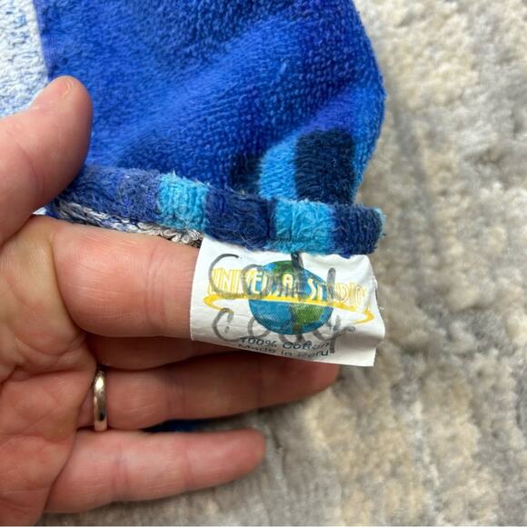 Universal Studios Florida Beach Towel Orlando - Picture 3 of 3